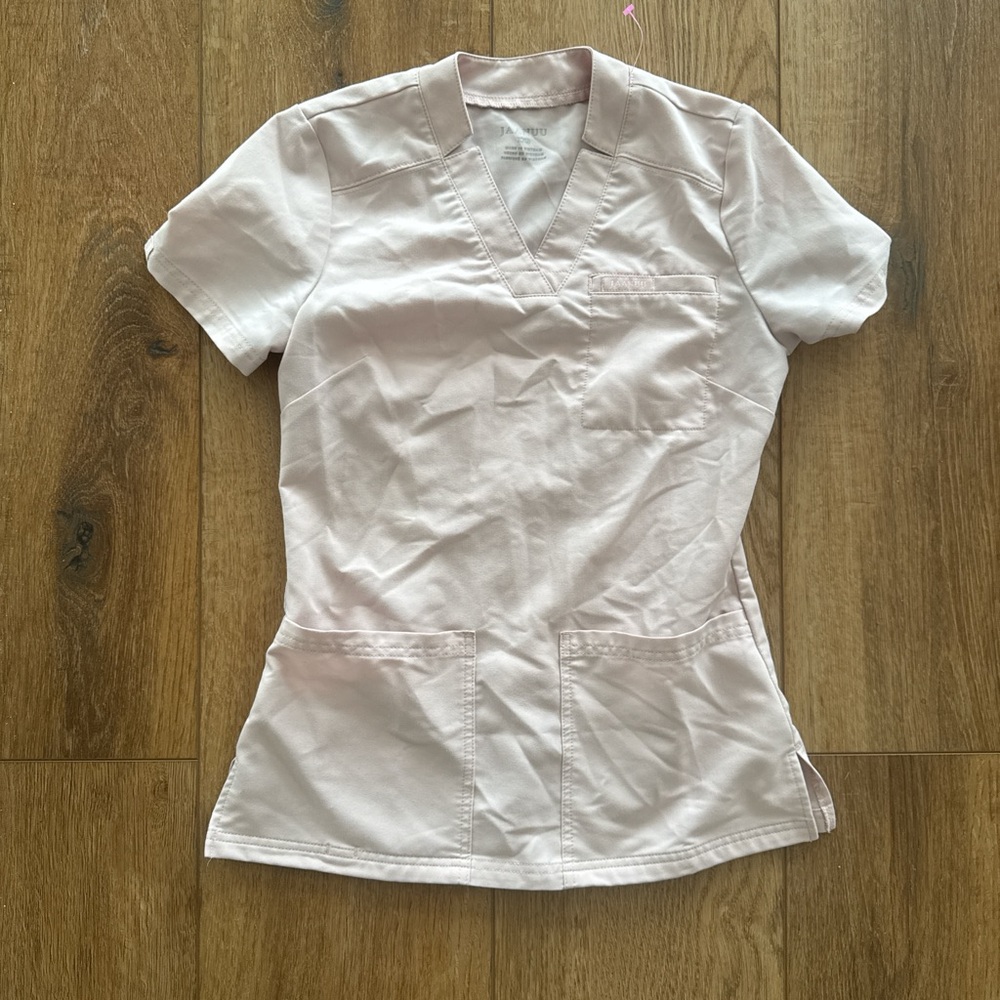 Jaanuu Light Pink V-Neck Short Sleeve Tee